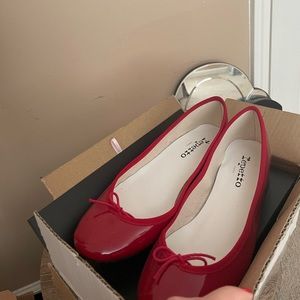 Red repetto Camille’s